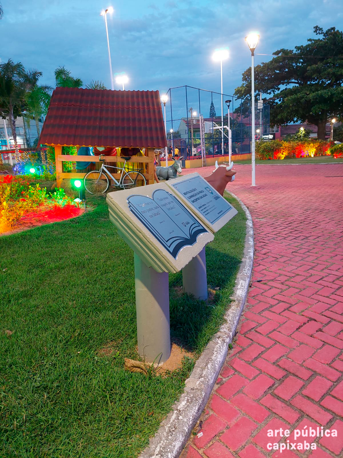 monumento à bíblia