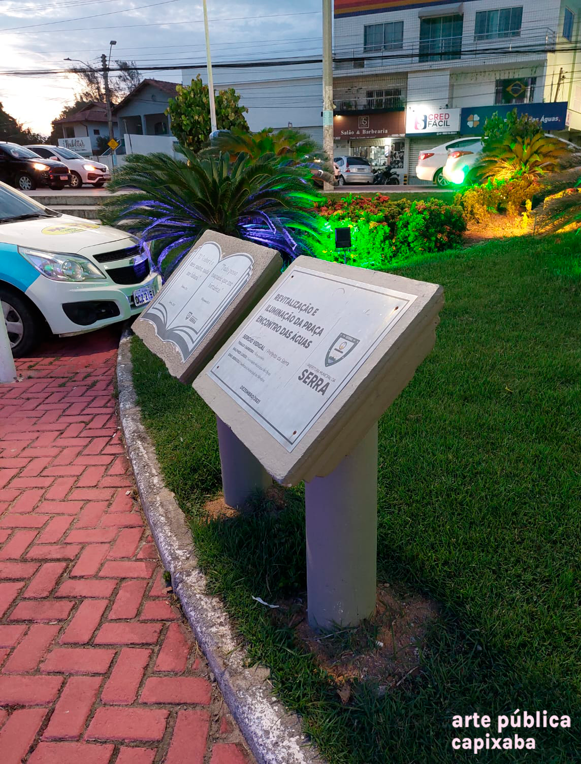 monumento à bíblia