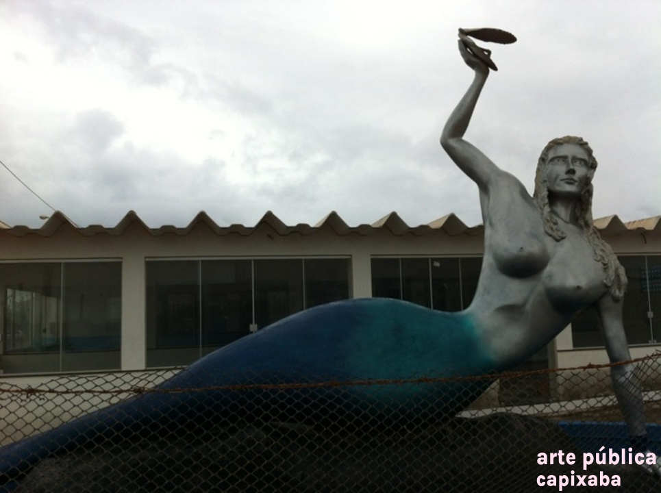 Esculturas na Praia da Sereia