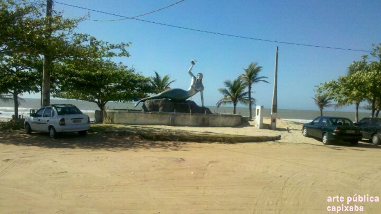 Esculturas na Praia da Sereia